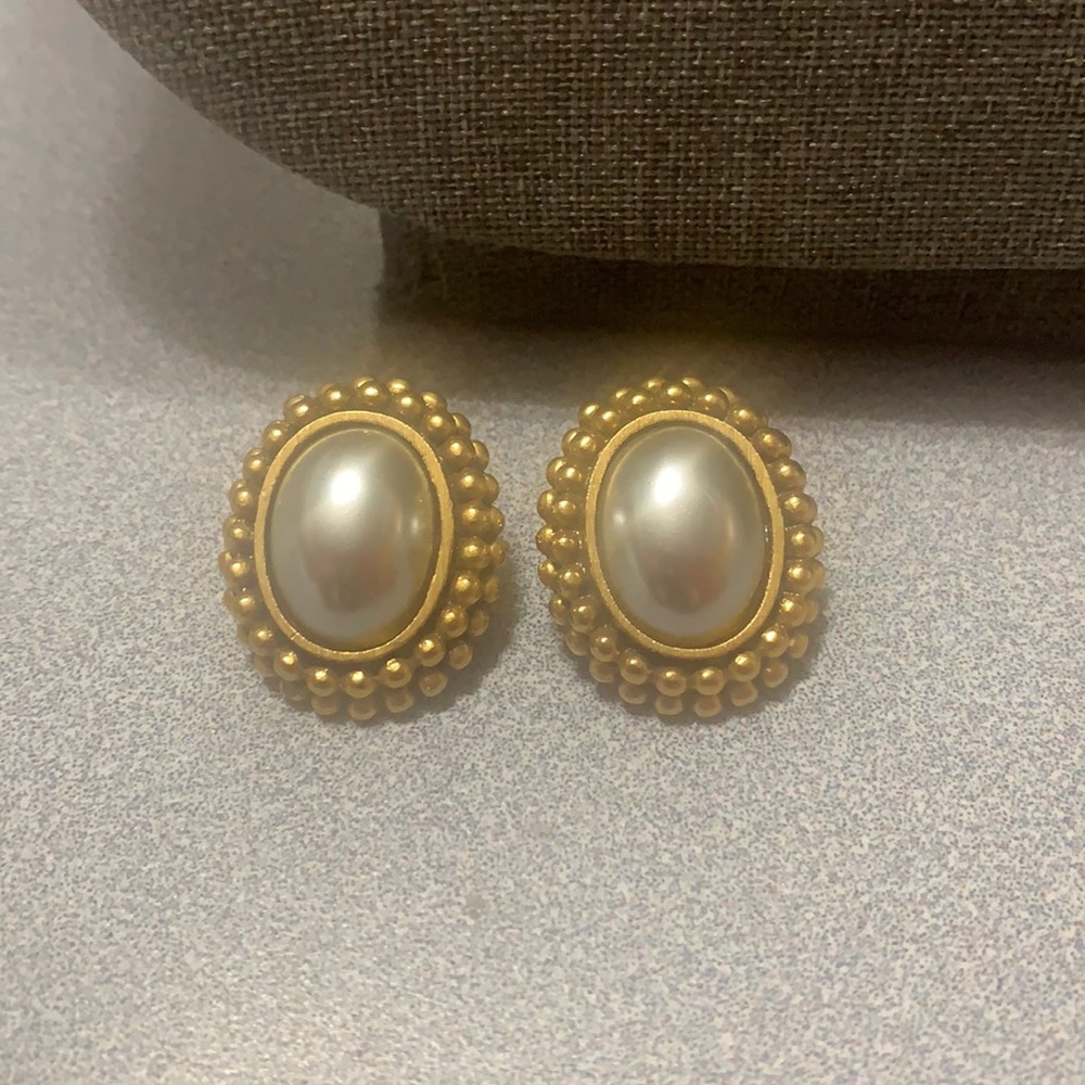 Yves Saint Laurent Vintage Mabe Pearl Clip Earrings, 1"